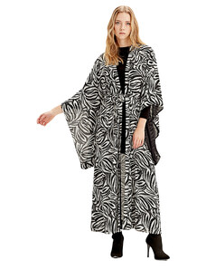 Mizalle Zebra Desenli Uzun Kimono (Siyah)