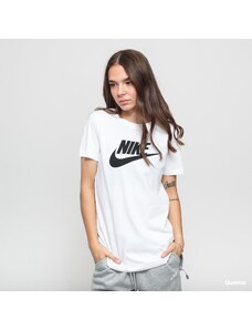 Nike Bayan Beyaz kısakol Tişört BV6169-100
