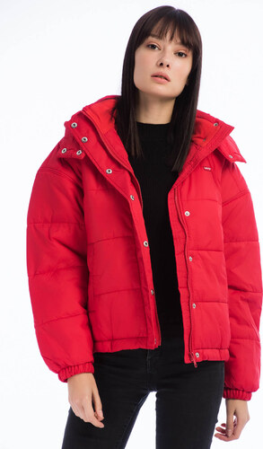 levis roya puffer