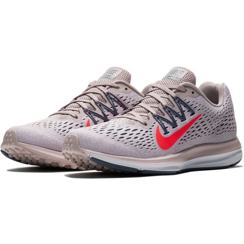 Nike zoom winflo bayan best sale