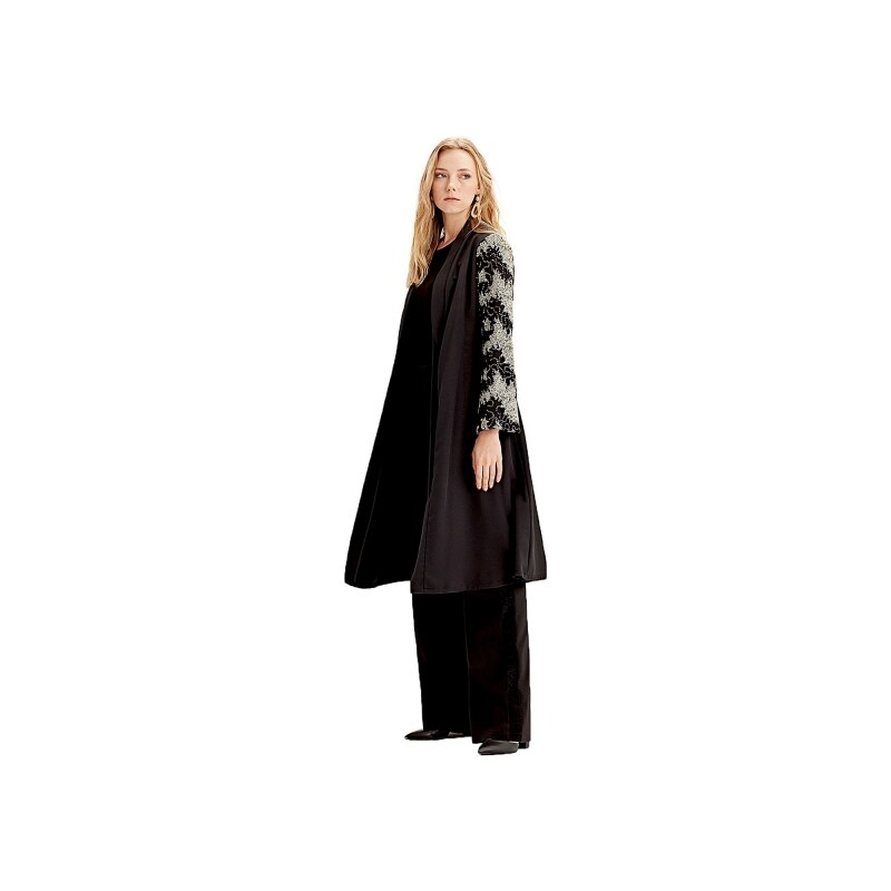 Mizalle Kolu İşlemeli Kimono (Siyah)