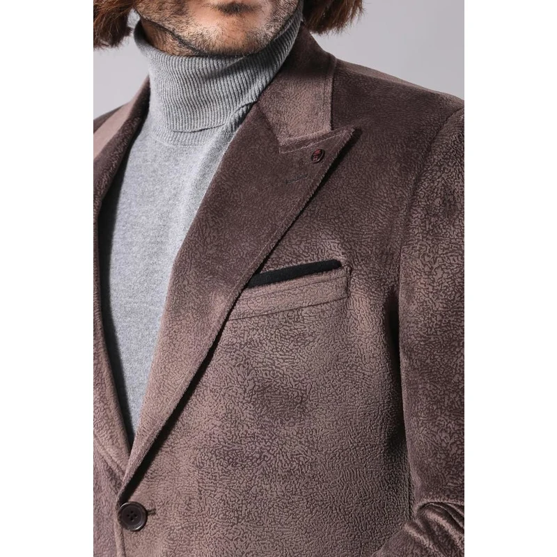 Wessi Pointed Collar Over Coat Mink Coat