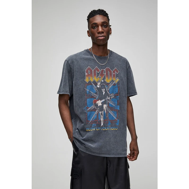 T shirt disney pull and bear on sale