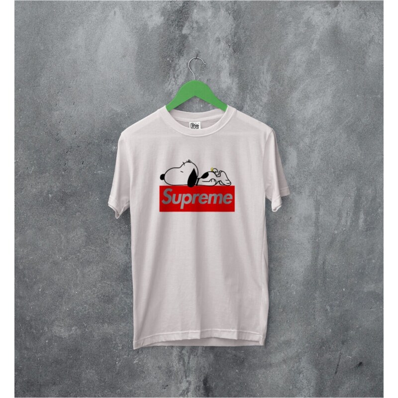 Supreme snoopy t shirt on sale