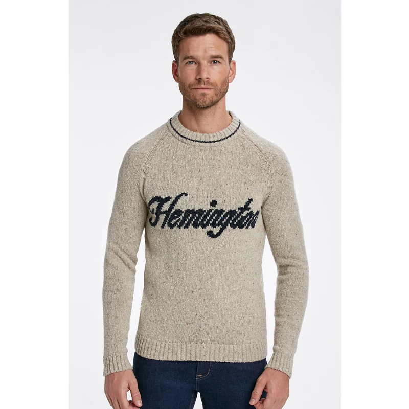 Hemington Logolu Bej Yün Kazak Hemington Logolu Bej Yün Kazak