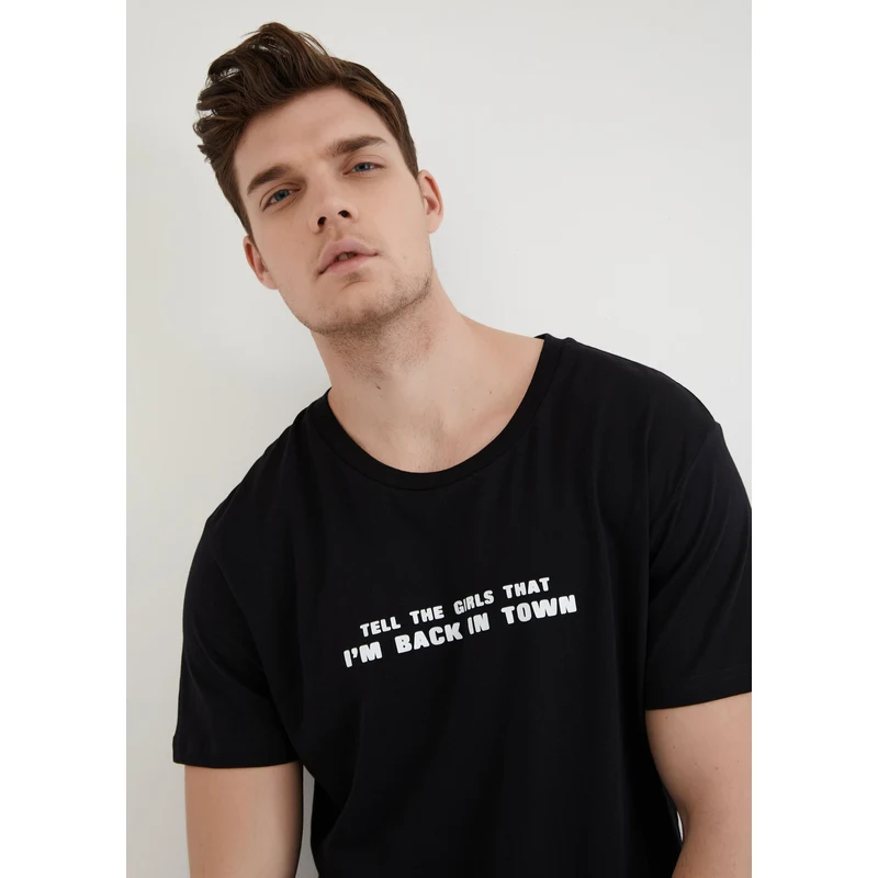 For Fun Tell the Girls that I'm Back in Town / Unisex T-shirt