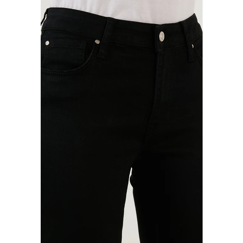 Lela Pamuklu Slim Fit Yüksel Bel Dar Paça Jeans Bayan Kot Pantolon 639cheery Siyah-siyah ZN11487