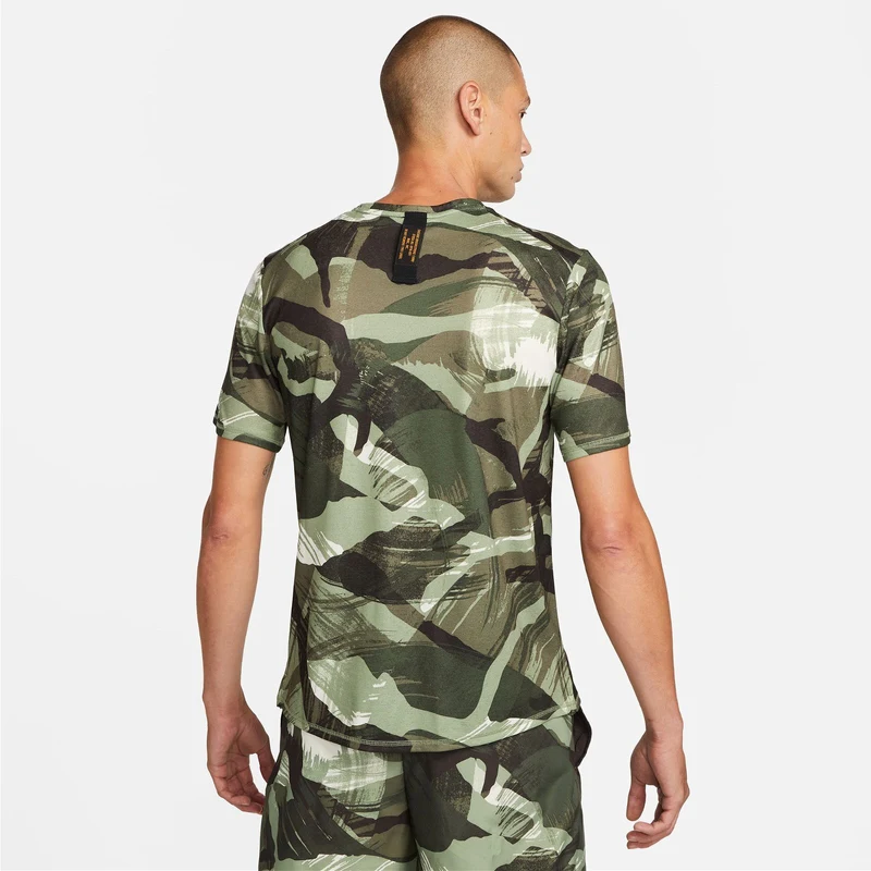 Nike Dri-Fit Miler Camo Erkek Yeşil T-Shirt RQ7656