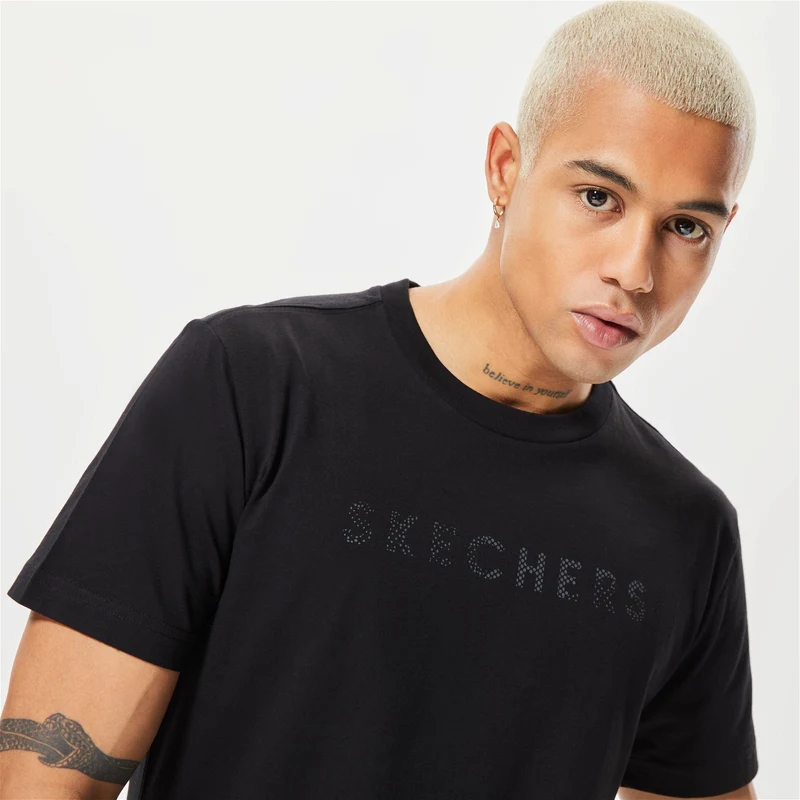 Skechers Camo Logo Erkek Siyah T-shirt.S212191.001 RY8242