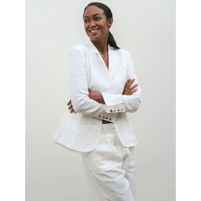 Luciee White Linen Suit For Woman
