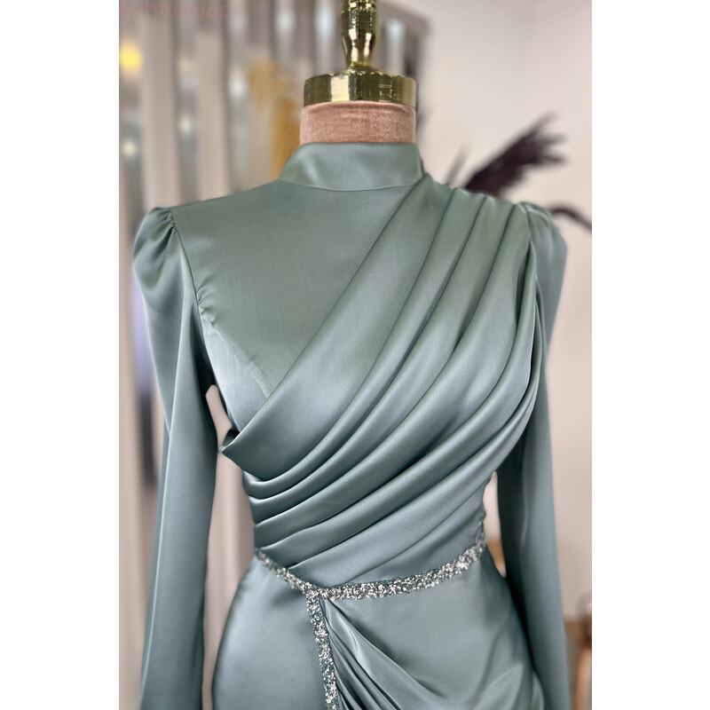 Rana Zenn Önü Drapeli Taş Şerit Detay Kalem Model Saten Nare Abiye - Mint